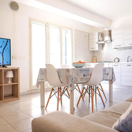 Attico Terrazza Cielomare Seaview Apartman Pozzallo Kültér fotó